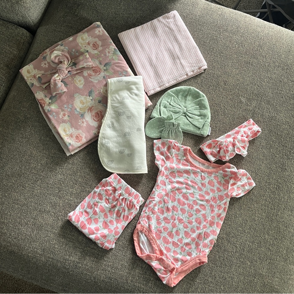 Newborn Girl Set + Outfit